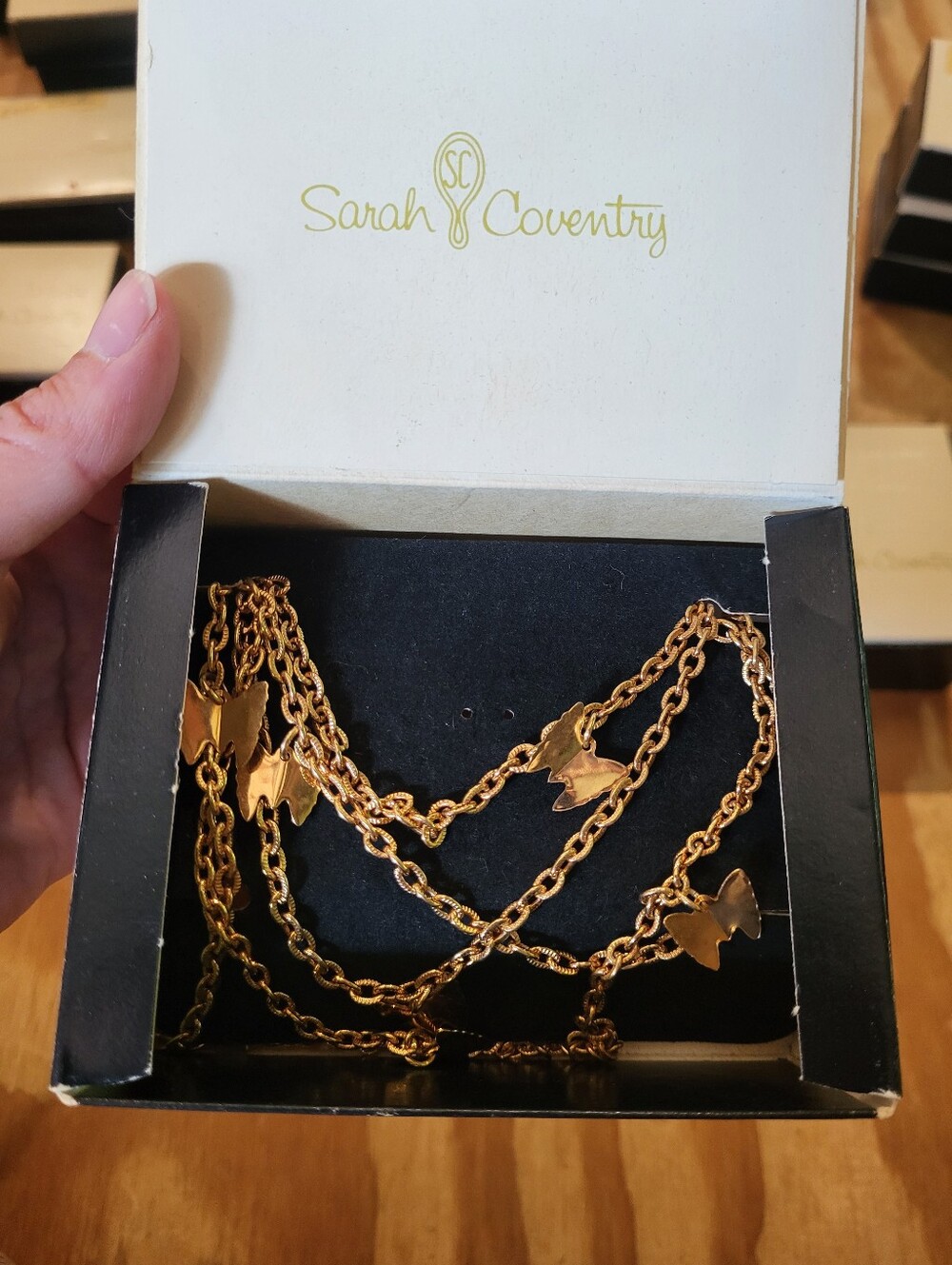 Lot Of Sarah Coventry Jewelry- Over 50 Items! - Picture 12 of 16
